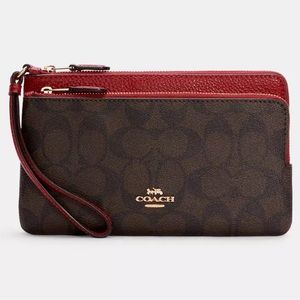Coach double zip wallet in signature canvas